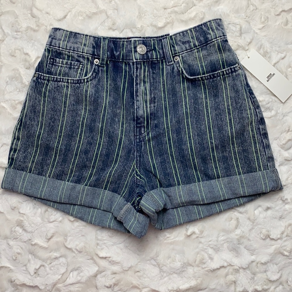 Urban Outfitters mom shorts
